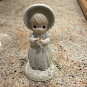 Precious Moments “He Loves Me” Figurine